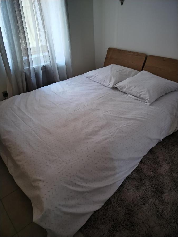 T1 A 5 Min A Pieds Du Centre ! Appartement